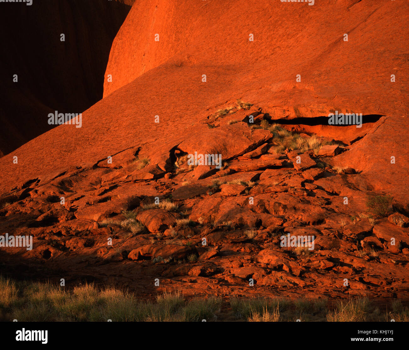 Landscape at Uluru, detail of rock face. Uluru-Kata Tjuta National Park, Northern Territory, Australia Stock Photo
