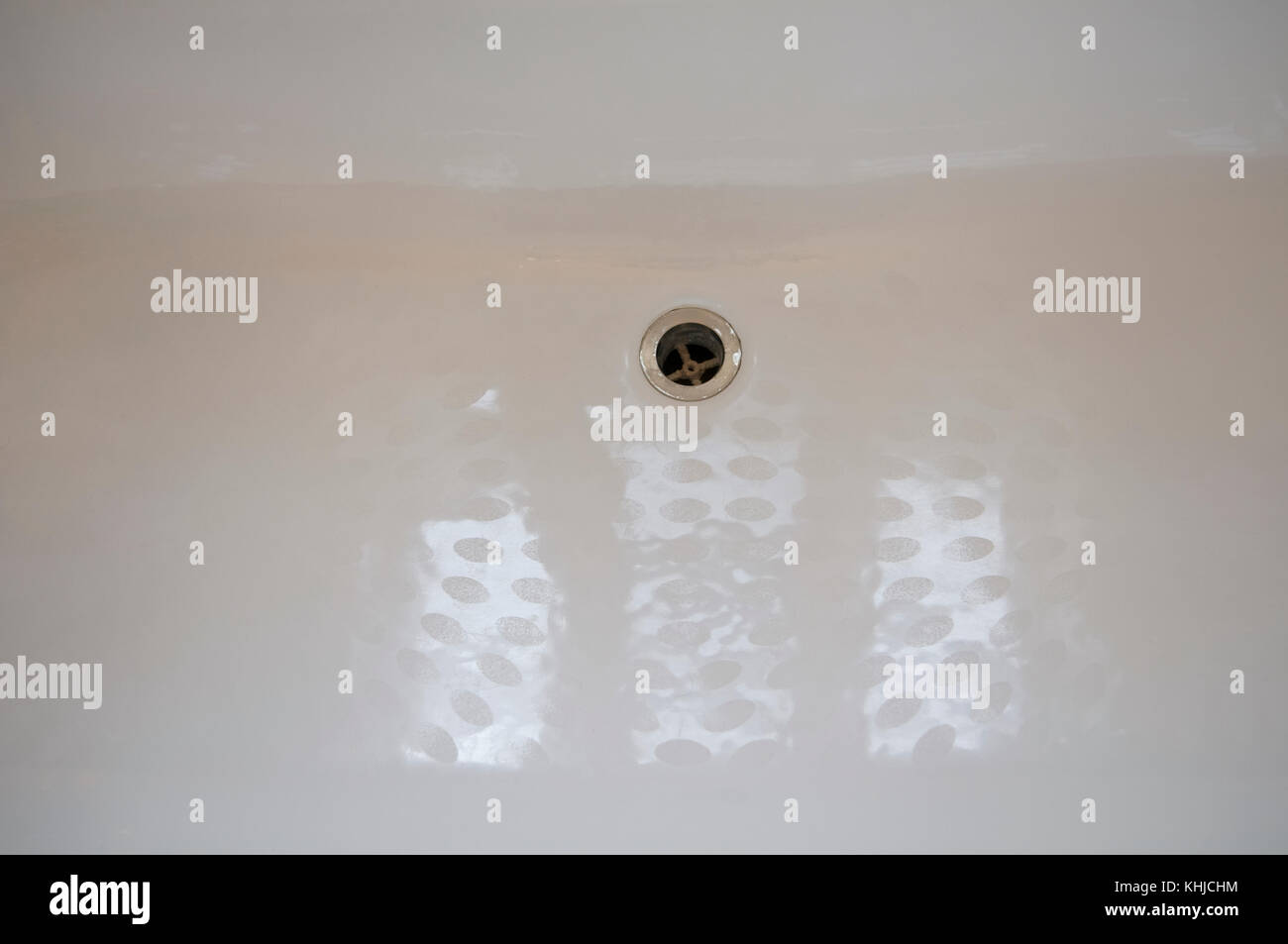 The drain of an old claw foot bathtub Stock Photo Alamy