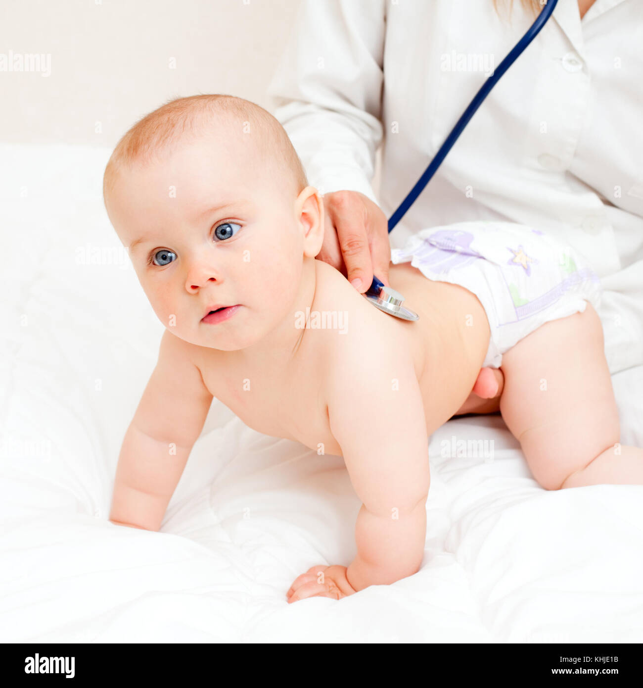 Обследование ребенка. Консультация с гомеопатом. Инфекционист. Инфекционист. Детский врач.