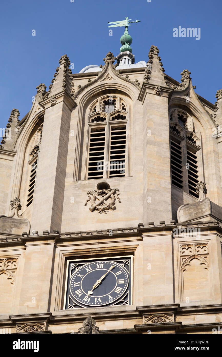 UK, Oxford, entrance clock tower to Chris College Stock Photo Alamy
