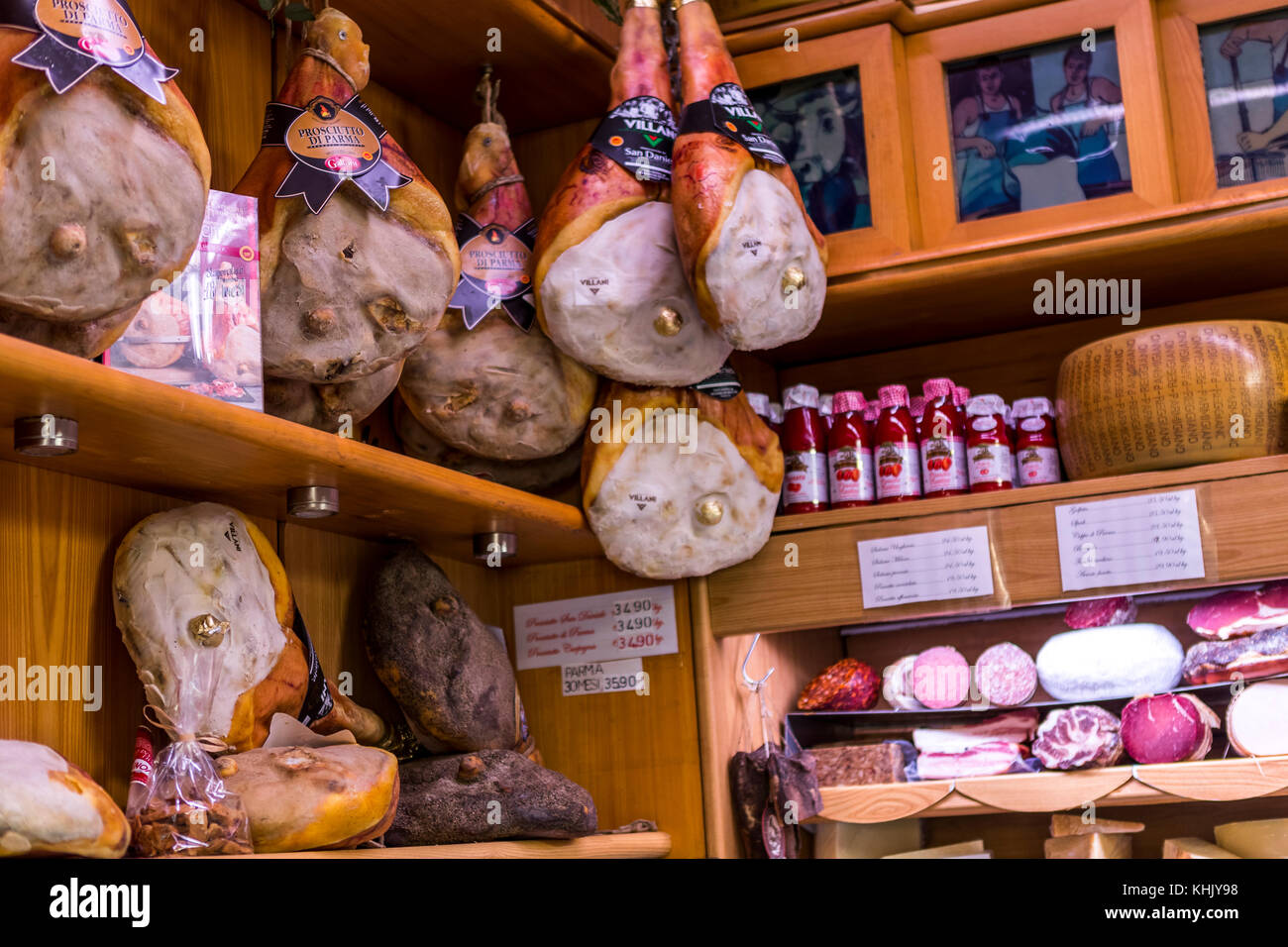 bologna souvenir shop