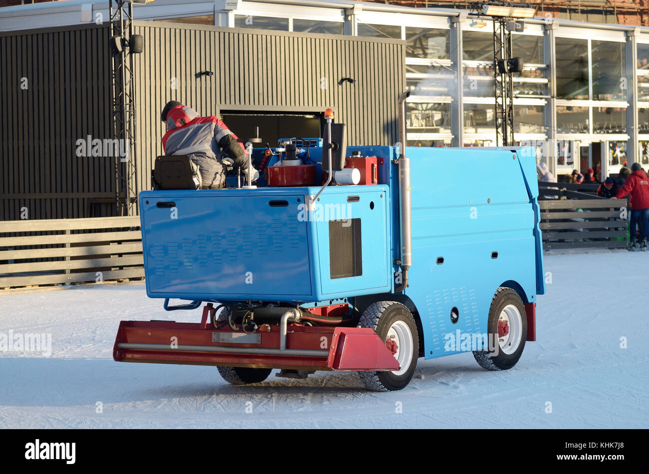 special vehicles clean the ice at the city ice rink Stock Photo Alamy