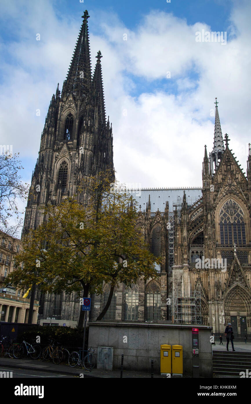 Cologne Cathedral, Innenstadt central city district and largest city in the German federal State of North Rhine-Westphalia in Germany, Europe Stock Photo