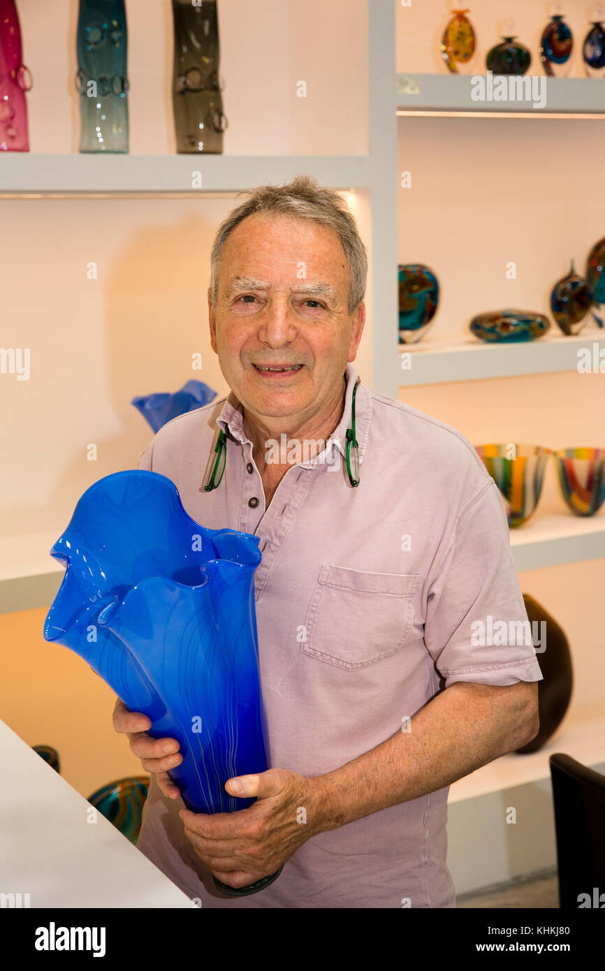 UK, London, Bermondsey Street, London Glassblowing Gallery, glass