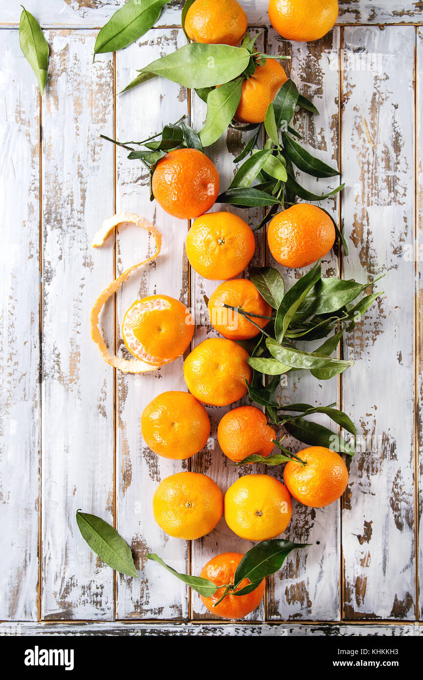 Clementines with leaves Stock Photo Alamy