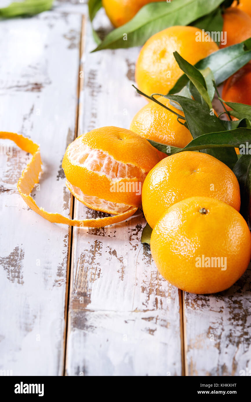 Clementines with leaves Stock Photo Alamy