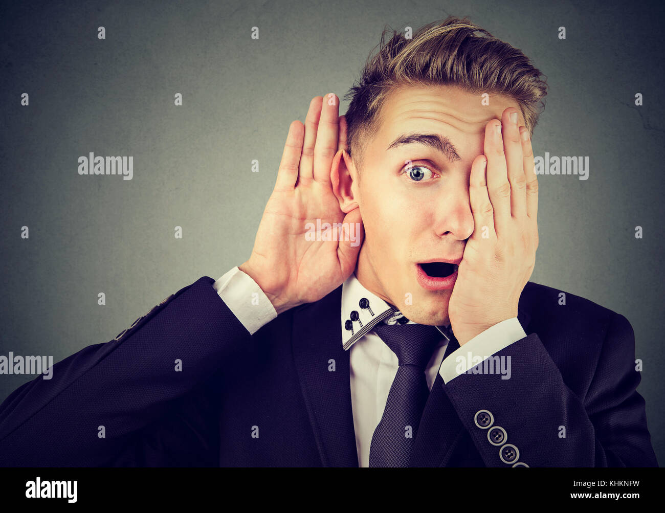 Eavesdropping hires stock photography and images Alamy