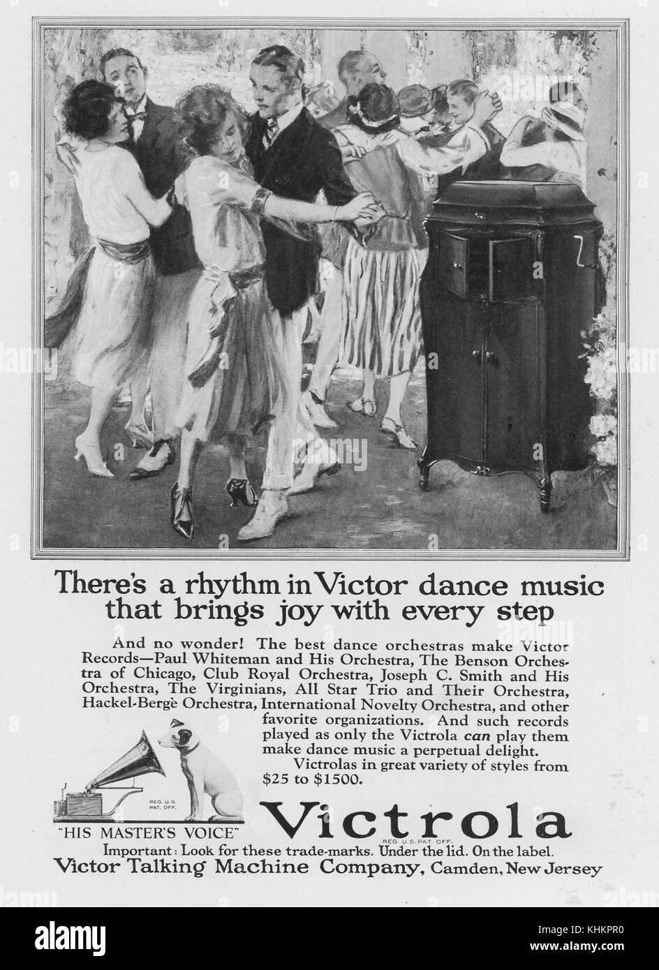 Advertisement for Victrola Talking Machine Company, featuring classic His Master's Voice graphic and a painting of couples dancing to music from a Victrola phonograph, 1922. Stock Photo