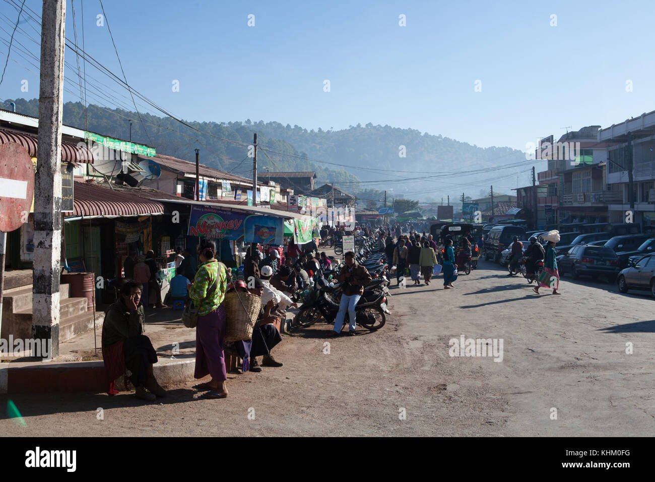 Myanmar attractions hi-res stock photography and images - Alamy