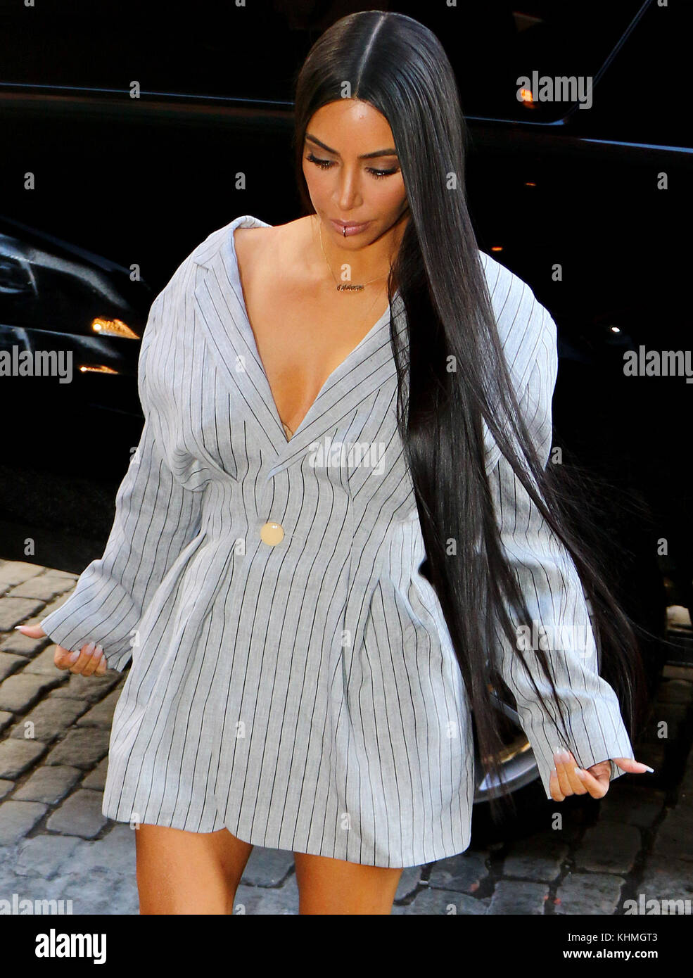 NEW YORK - FEBRUARY 14: Kim Kardashian shows up Valentine's Day With Lip Piercing onFebruary 14, 2017 in New York, New York.  People:  Kim Kardashian  Transmission Ref:  MNC45 Stock Photo