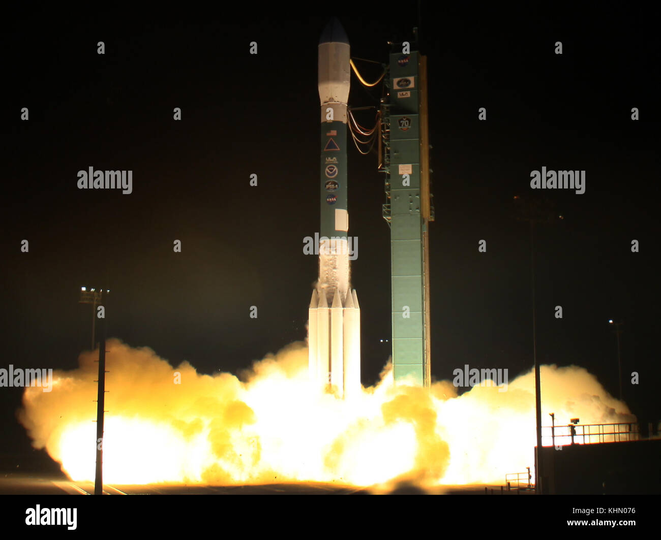 Vandenberg AFB, California, USA. 18th Nov, 2017. A Delta 2 rocket lifts ...