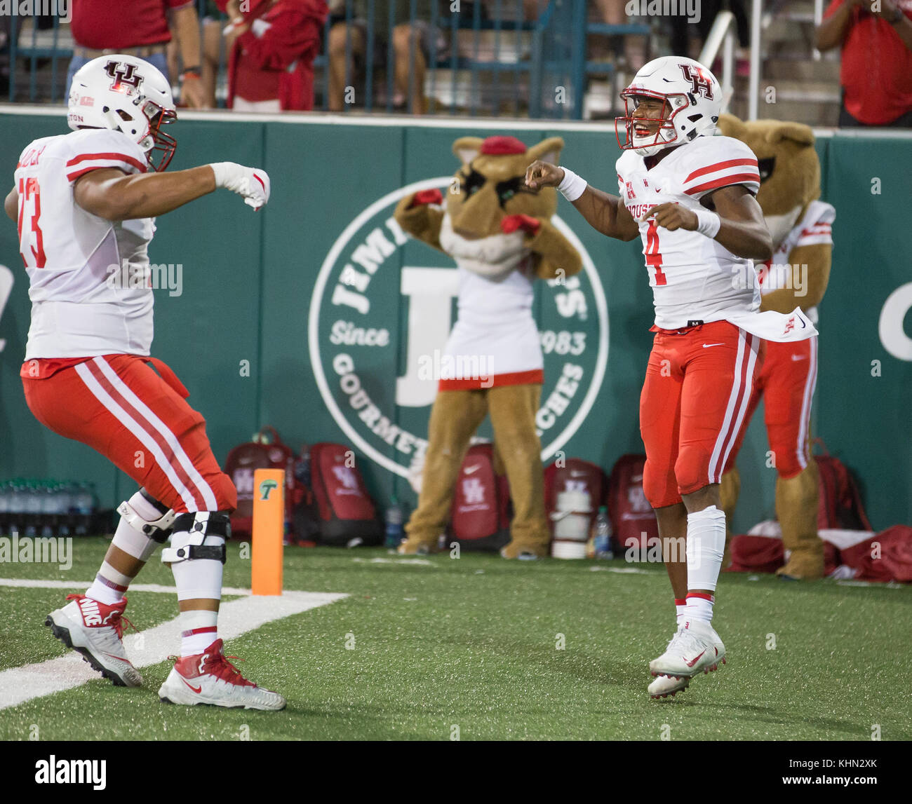 New Orleans, LA, USA. 18th Nov, 2017. Houston QB D'Eric King #4 celebrates his TD run during the NCAA football game between the Tulane Green Wave and the Houston Cougars at Yulman Stadium in New Orleans, LA. Kyle Okita/CSM/Alamy Live News Stock Photo