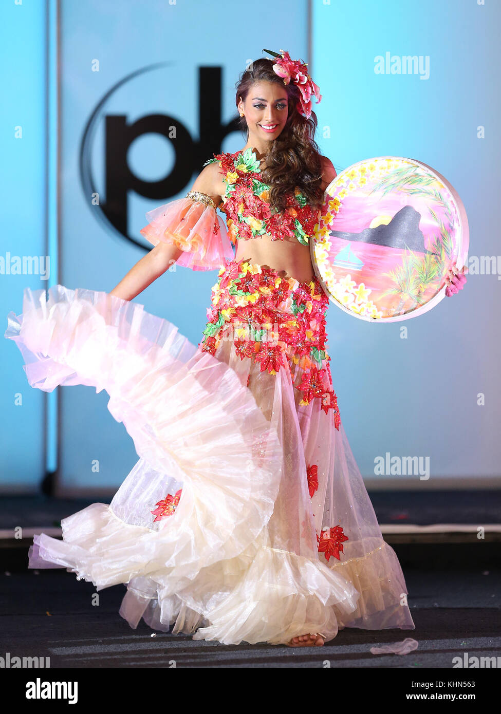 Mauritius national costume hires stock photography and images Alamy