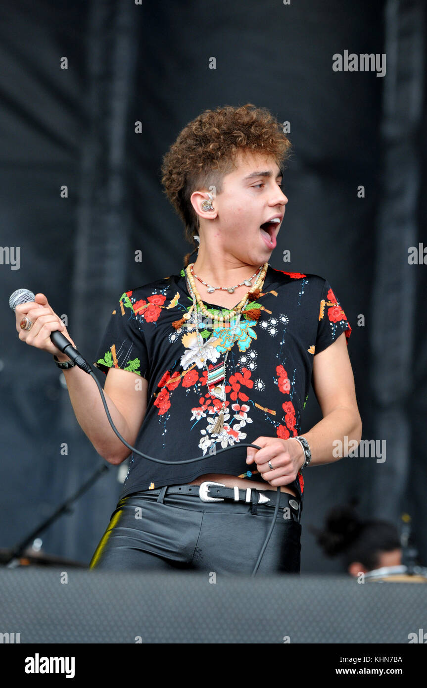 Josh kiszka vocals hi-res stock photography and images - Alamy