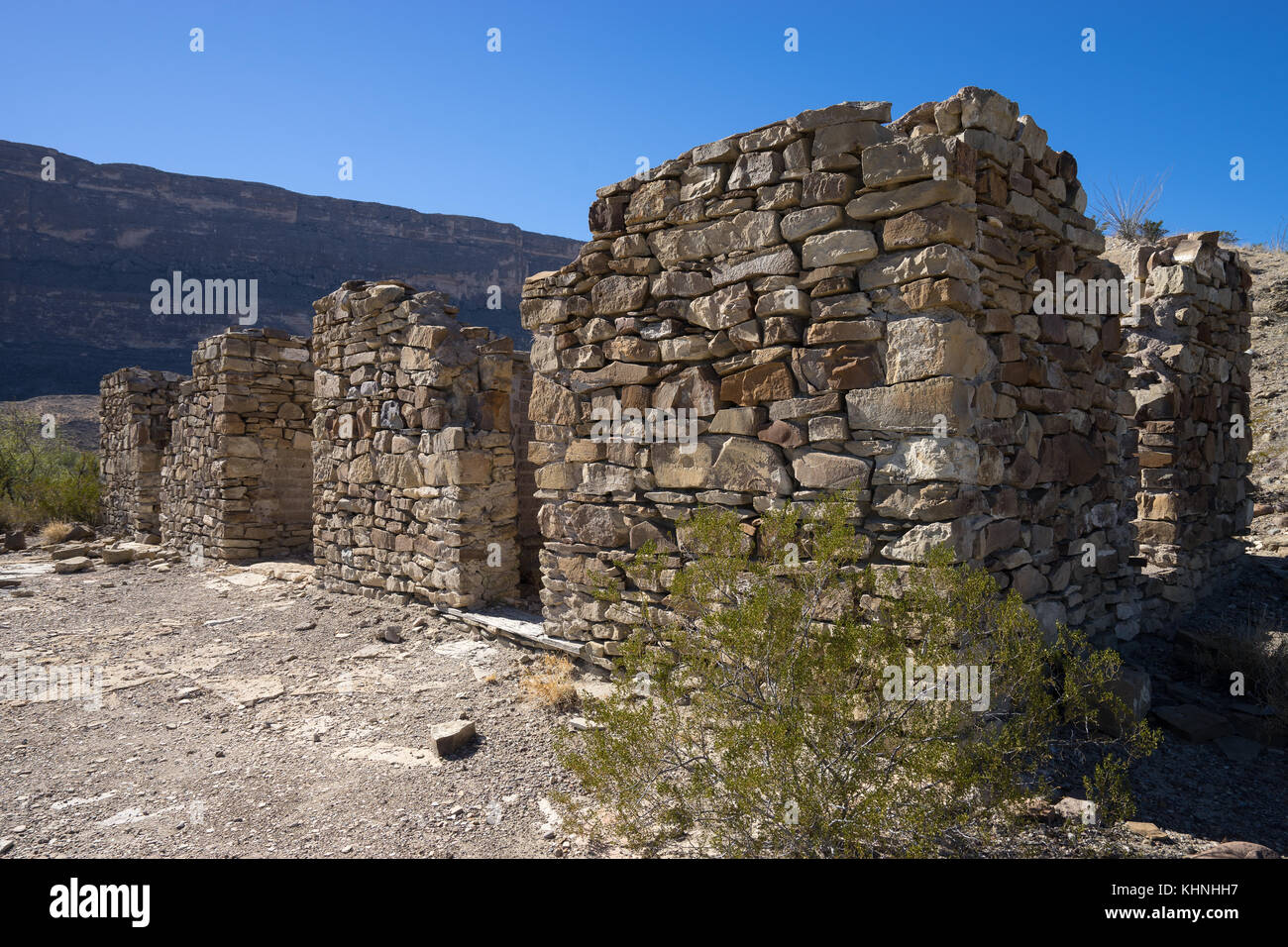 Stone Walls Of A Ruin In The Big Bend Area Of Texas Stock Photo Alamy