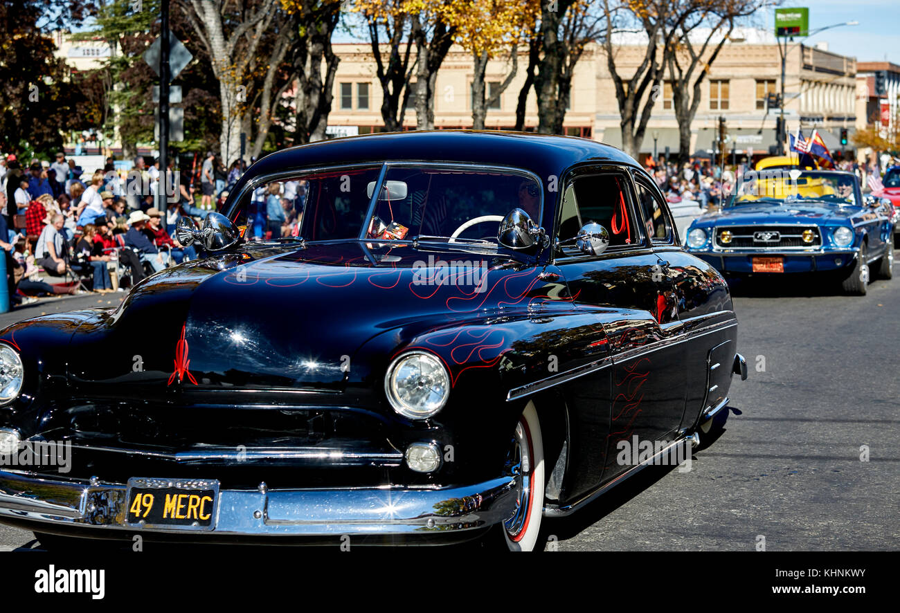 Prescott, Arizona, USA November 11, 2017Prescott car club riding in