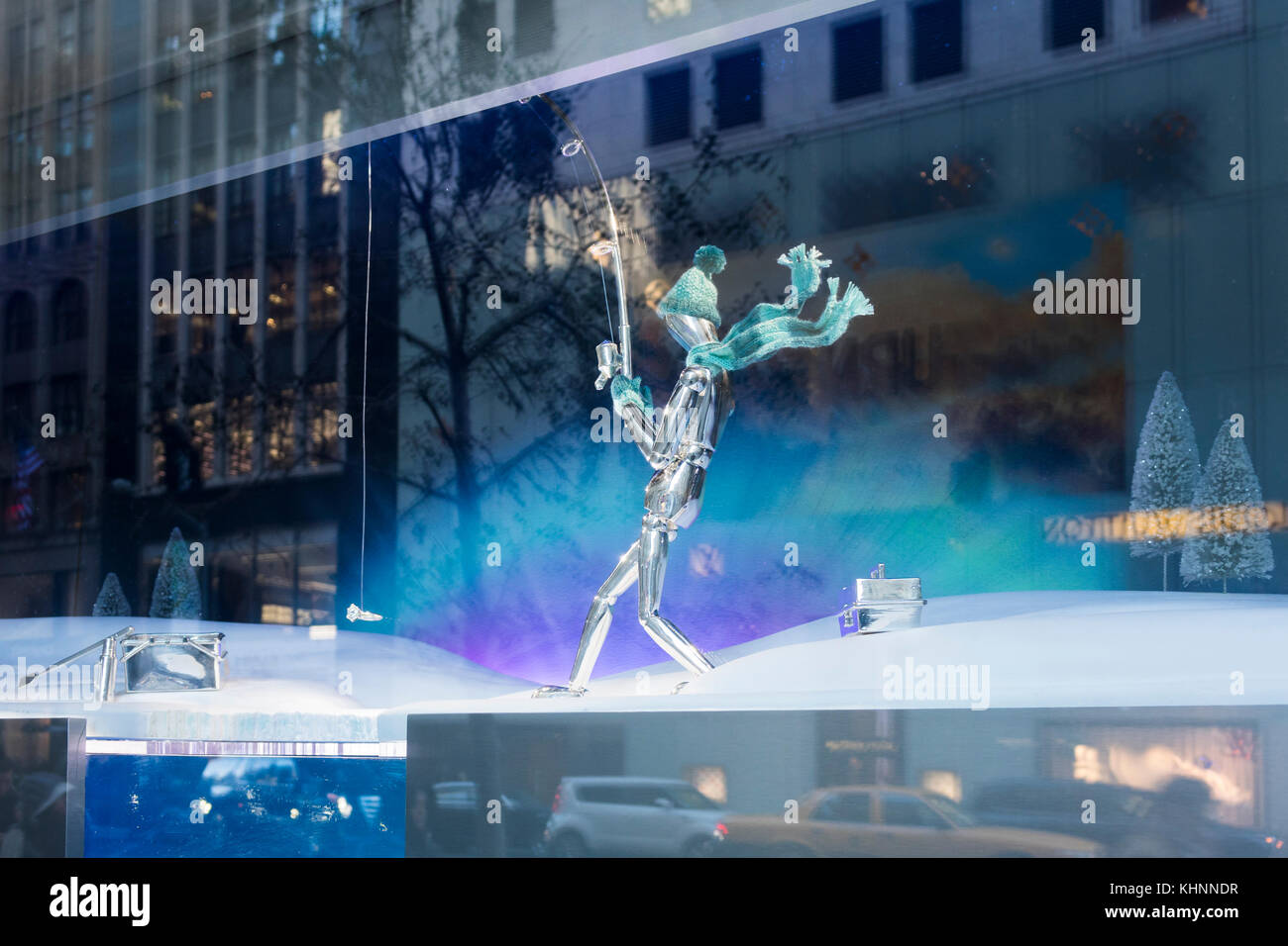 Tiffany & Co, Fifth Avenue, New York at Christmas Stock Photo - Alamy