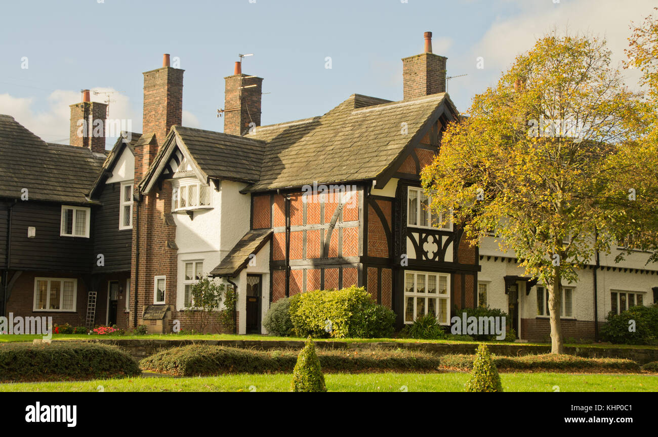 Port Sunlight Model Village housing Queen Mary's Drive Stock Photo Alamy