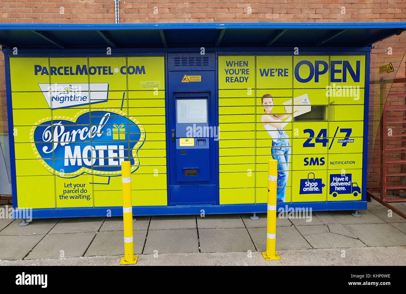 Ennis, Ireland - Nov 17th 2017: ParcelMotel, Parcel Motel Locker. Manage your online shopping deliveries. Collect, return and send your parcels easily Stock Photo
