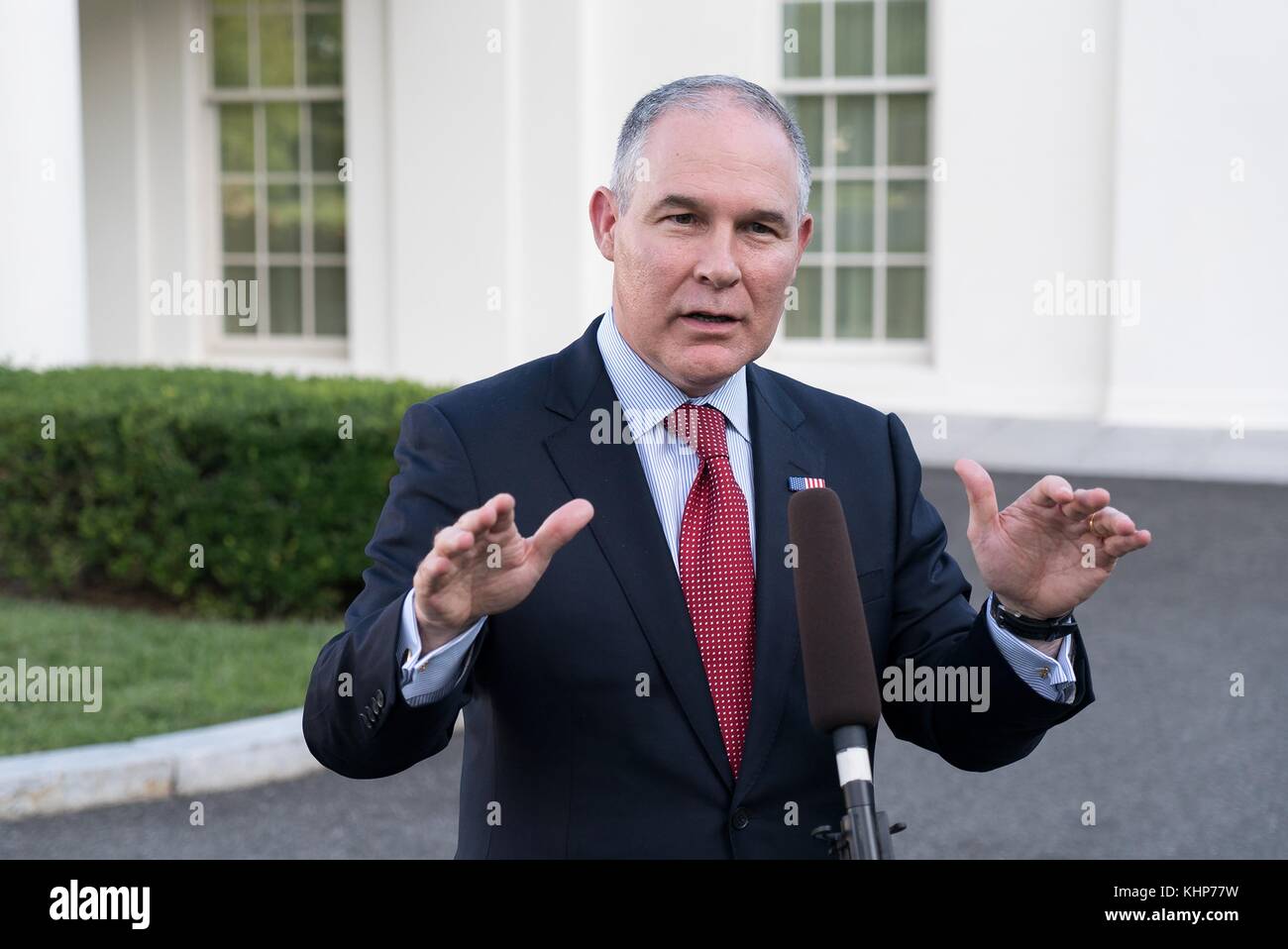 U.S. Administrator of the Environmental Protection Agency Scott Pruitt speaks to the media outside the West Wing of the White House July 25, 2017 in Washington, D.C. Stock Photo