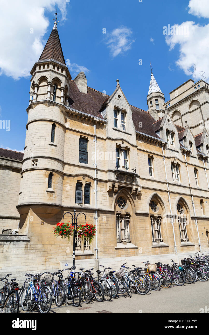 UK, Oxford, bicycles parked outisde Balliol College. Stock Photo