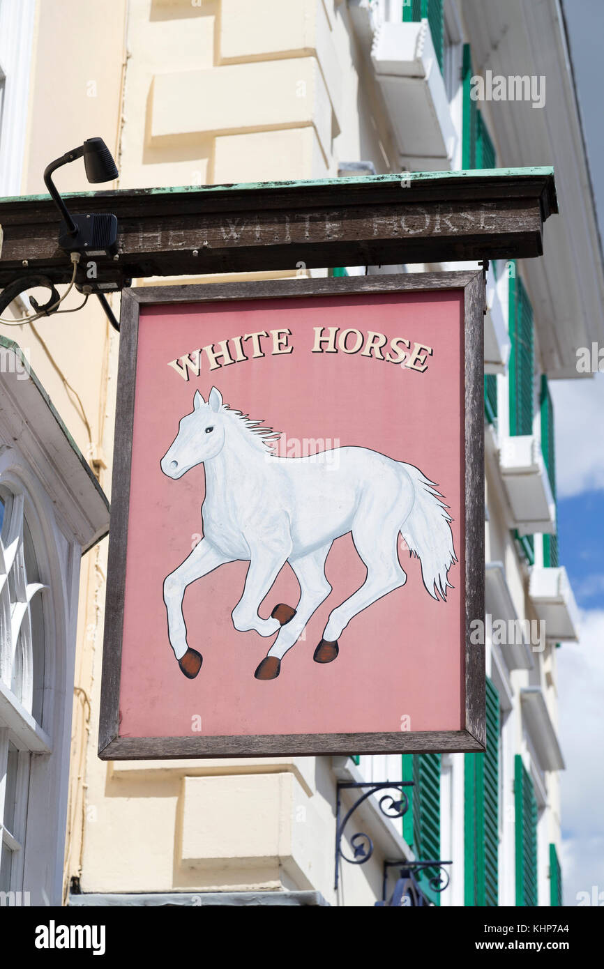 UK, Oxford, the 'White Horse' pub sign, made famous by the television series 'Inspector Morse' and 'Lewis' set in and around Oxford. Stock Photo