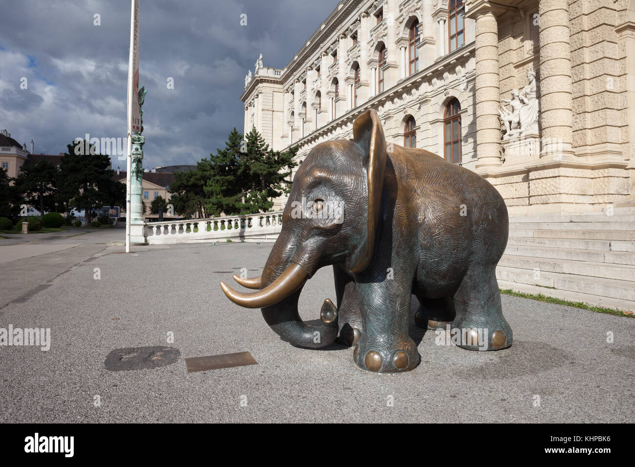 Elephant statue, sculpture in front of Natural History in Austria Stock Photo - Alamy