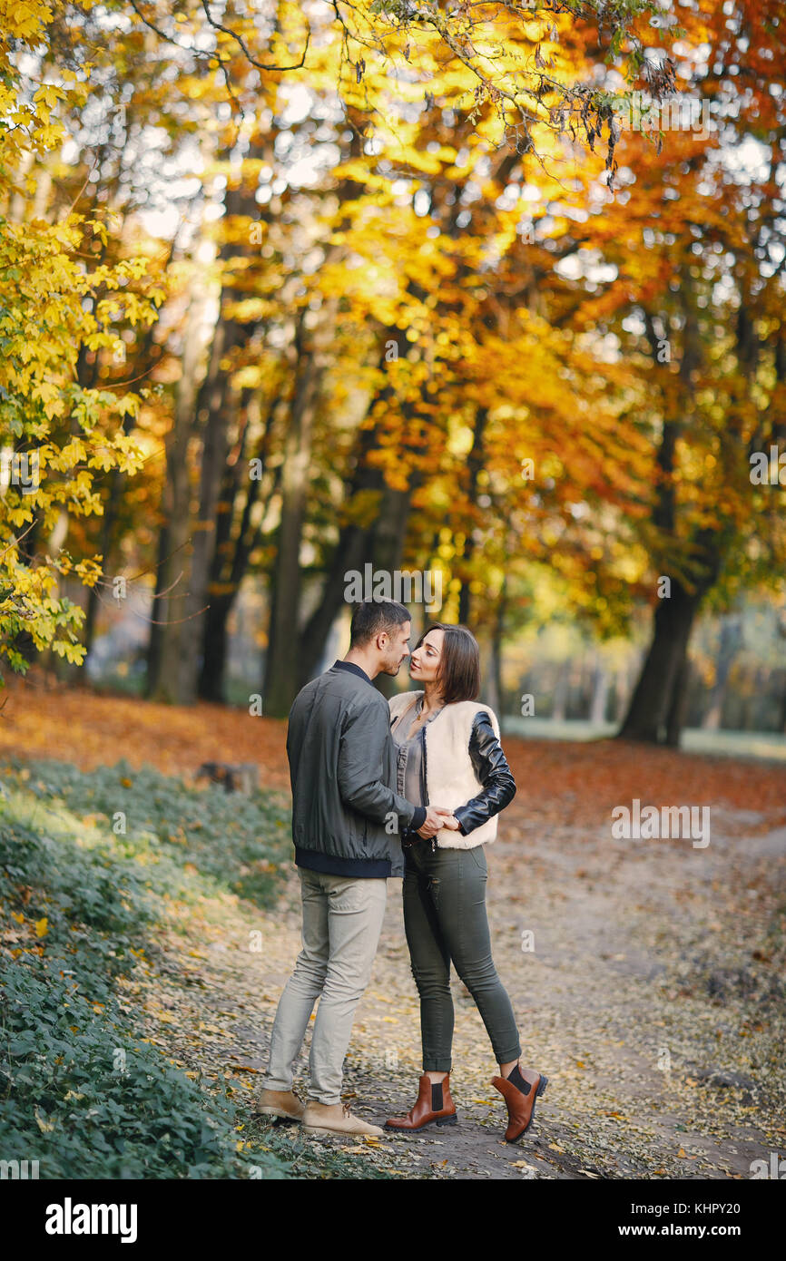 couple in the park Stock Photo - Alamy