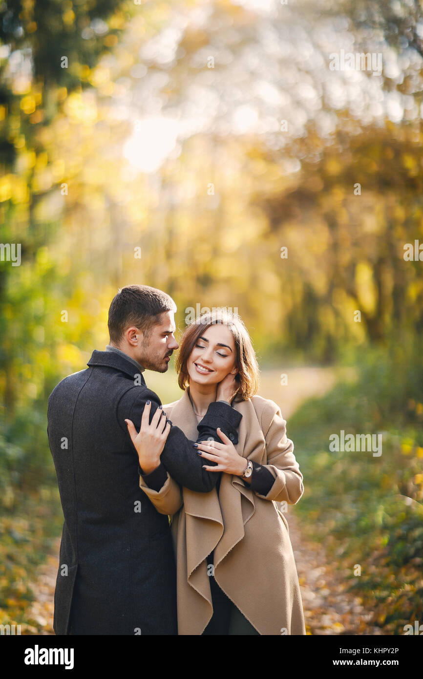 couple in the park Stock Photo - Alamy