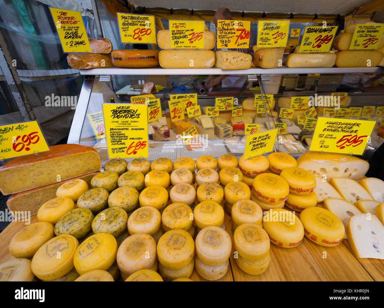 Traditional cheese market edam holland hires stock photography and