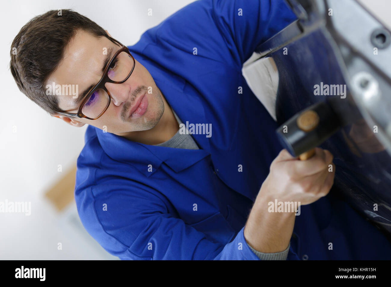 mechanic fixing a car engine Stock Photo - Alamy