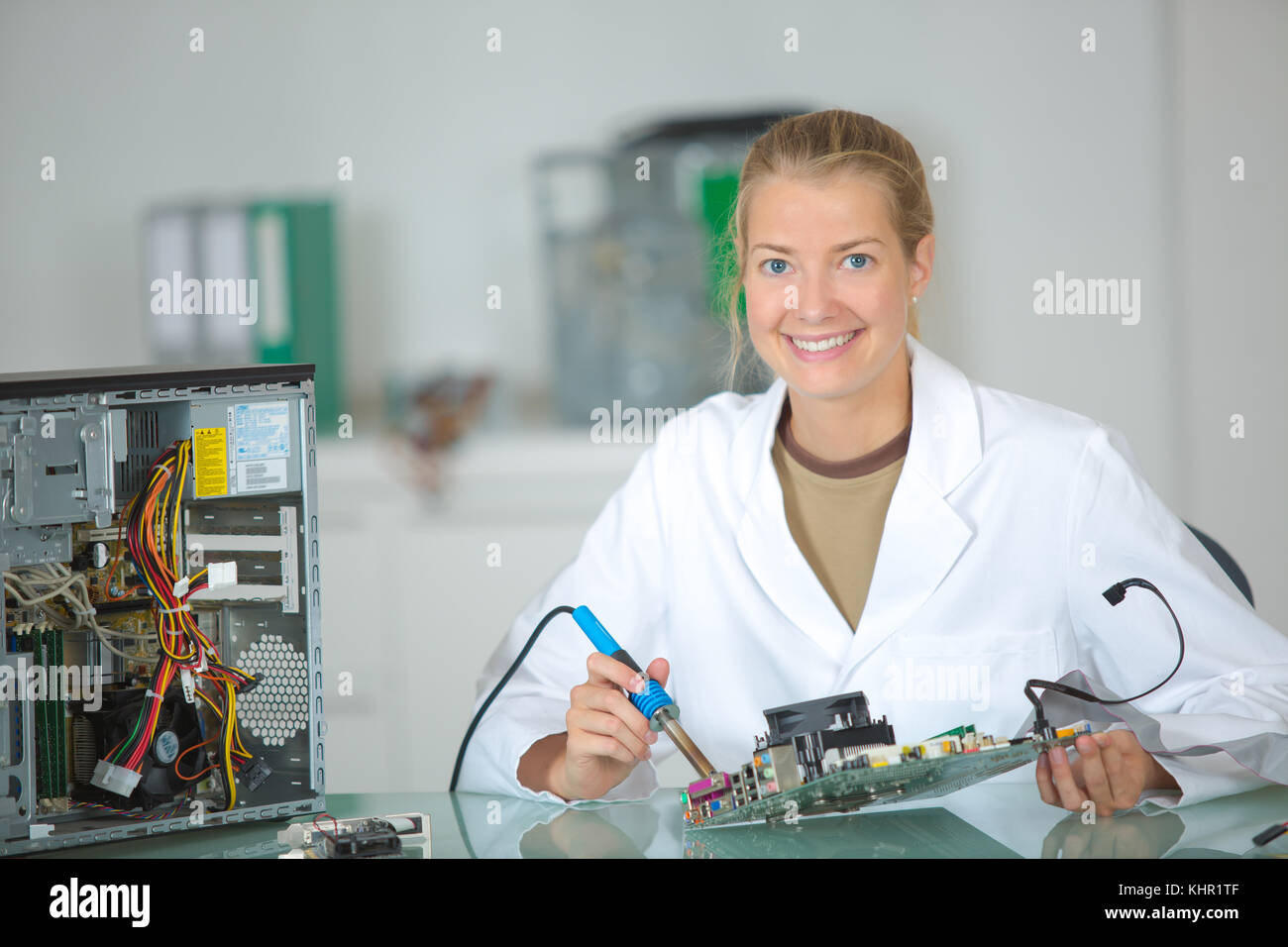 soldering the computer parts Stock Photo Alamy