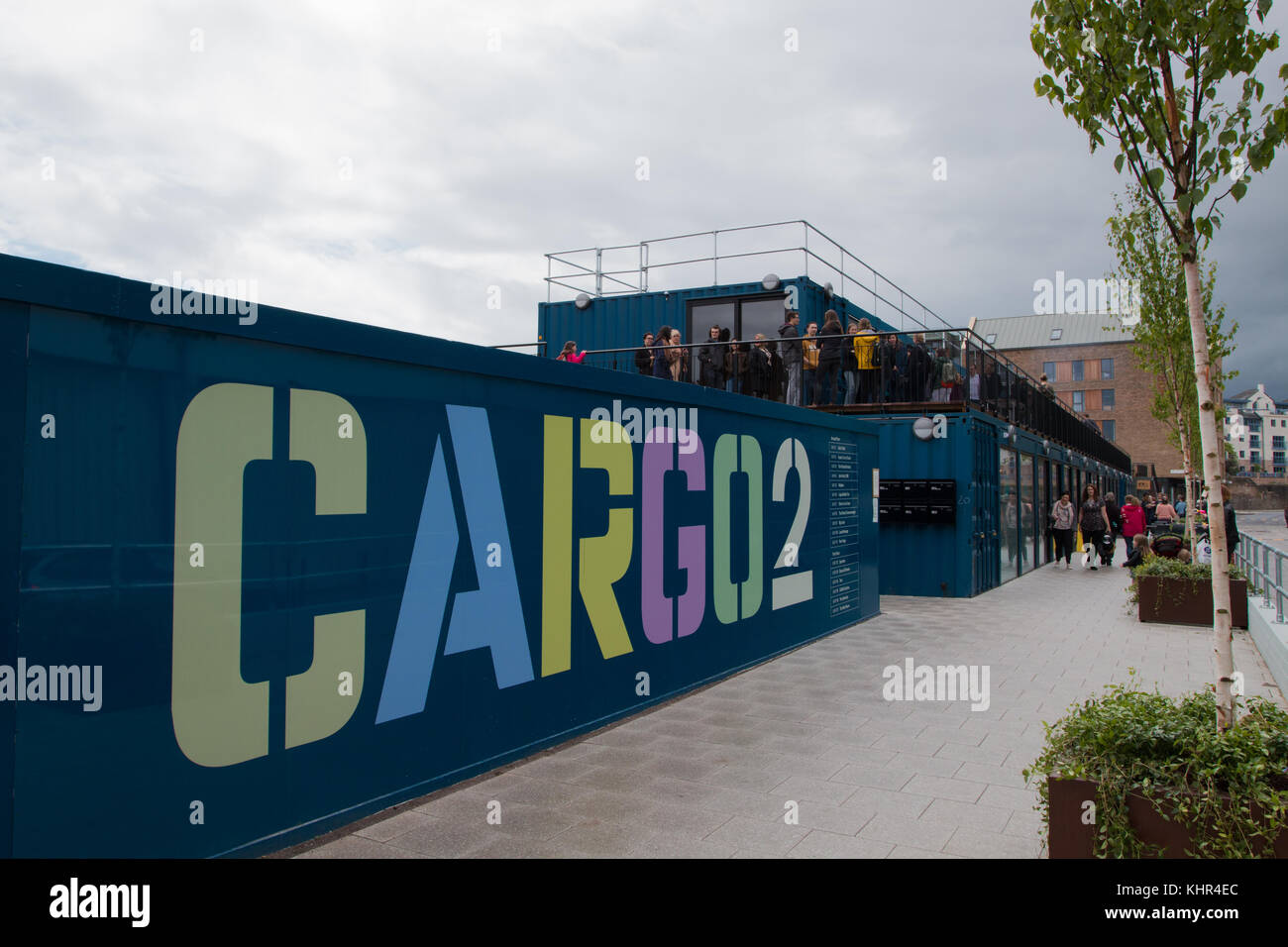 Shipping container restaurant hires stock photography and images Alamy