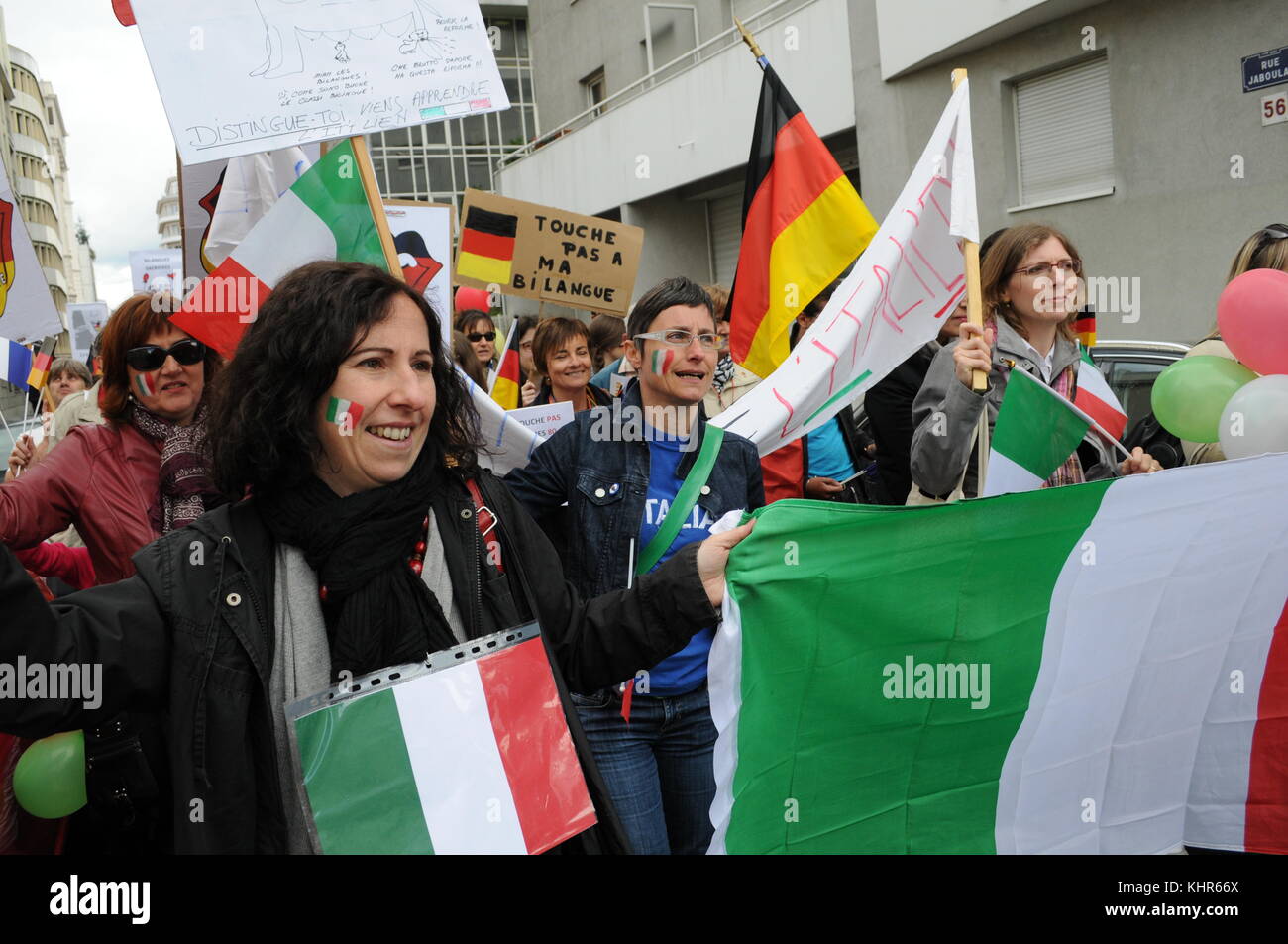 Teachers and pupils protest against announced foreign languages ...