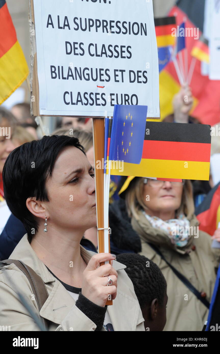 Teachers and pupils protest against announced foreign languages ...