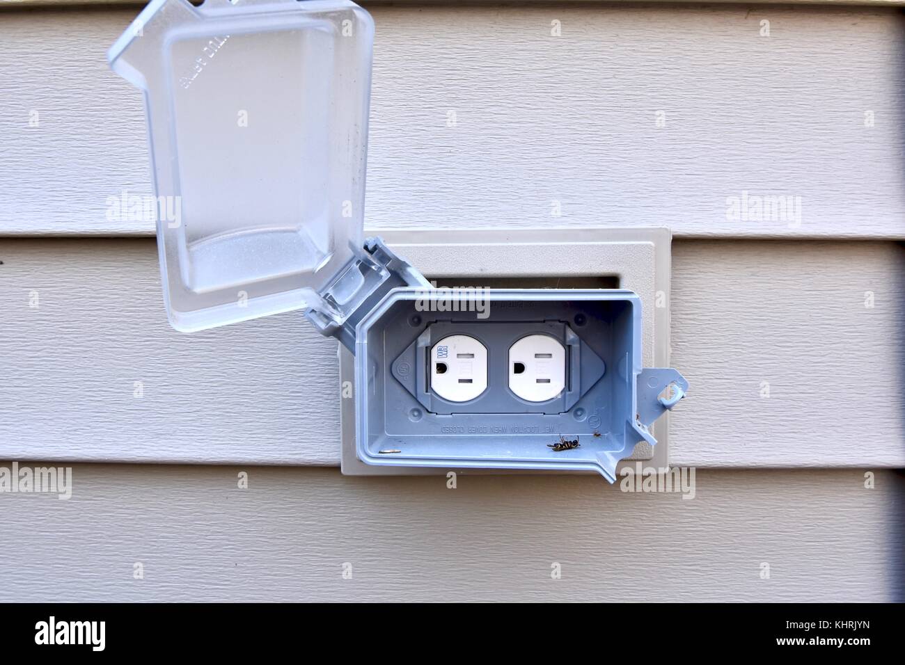 Outdoor power outlet deals