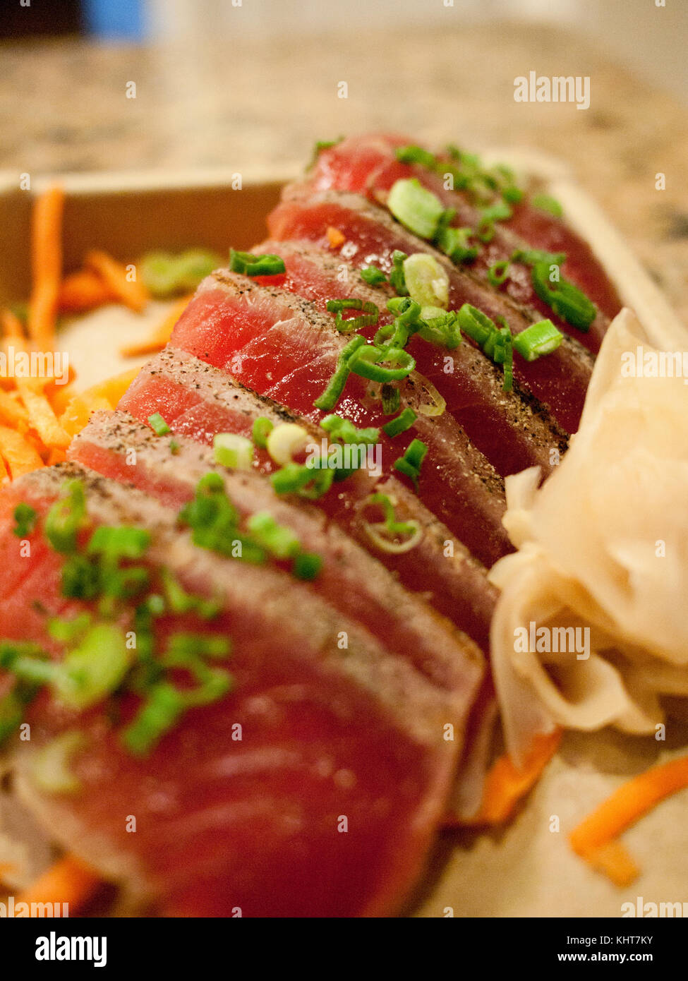 Japanese tuna sashimi Stock Photo Alamy