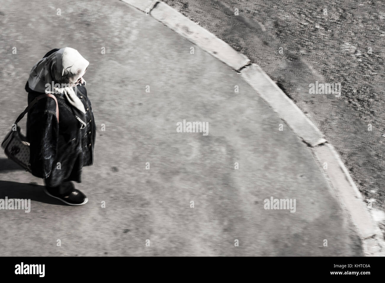 Alone on the street hi-res stock photography and images - Alamy