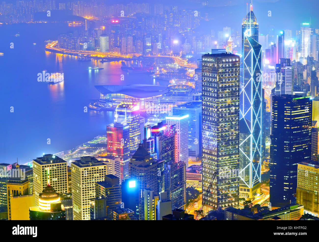 Victoria Harbor and Hong Kong skyline at night Stock Photo - Alamy