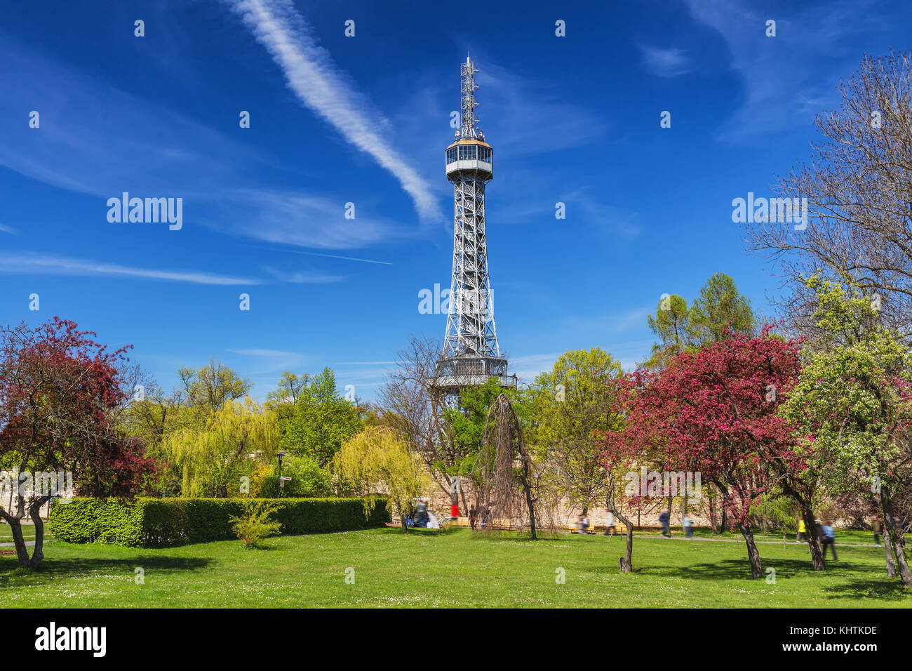 Petrin Lookout Tower in Prague, Czech Republic Stock Photo - Alamy