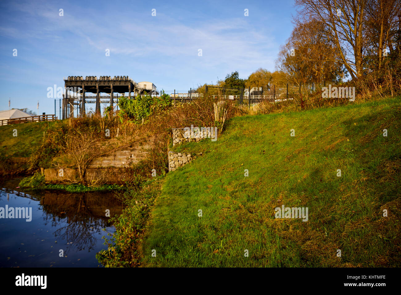 Anderton Boat Lift that leads to the River Weaver on the Trent and