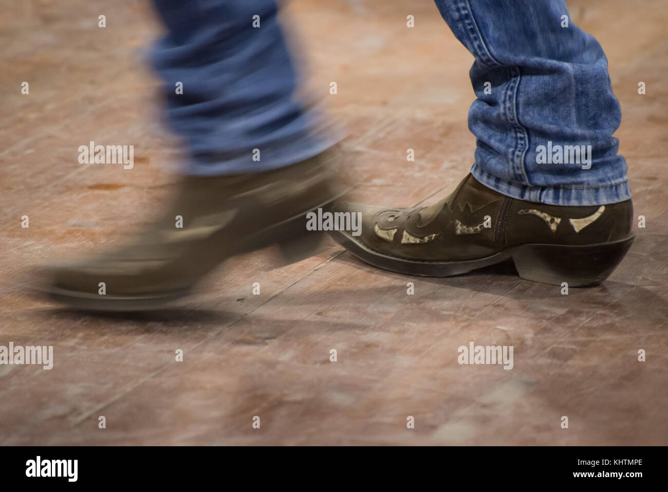 Line dance usa country music hires stock photography and images Alamy