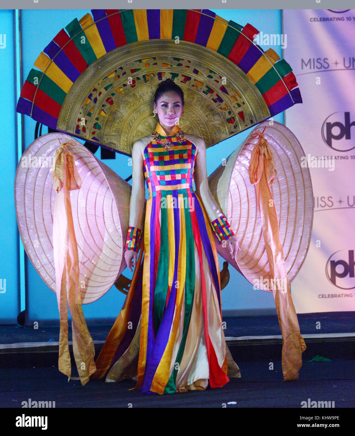 Las Vegas, Nevada, USA. 19th Nov, 2017. Miss Universe Vietnam Nguyen Thi  Loan participates in the National Costume competition of the 66th Miss  Universe Competition on November 18, 2017 at the Planet