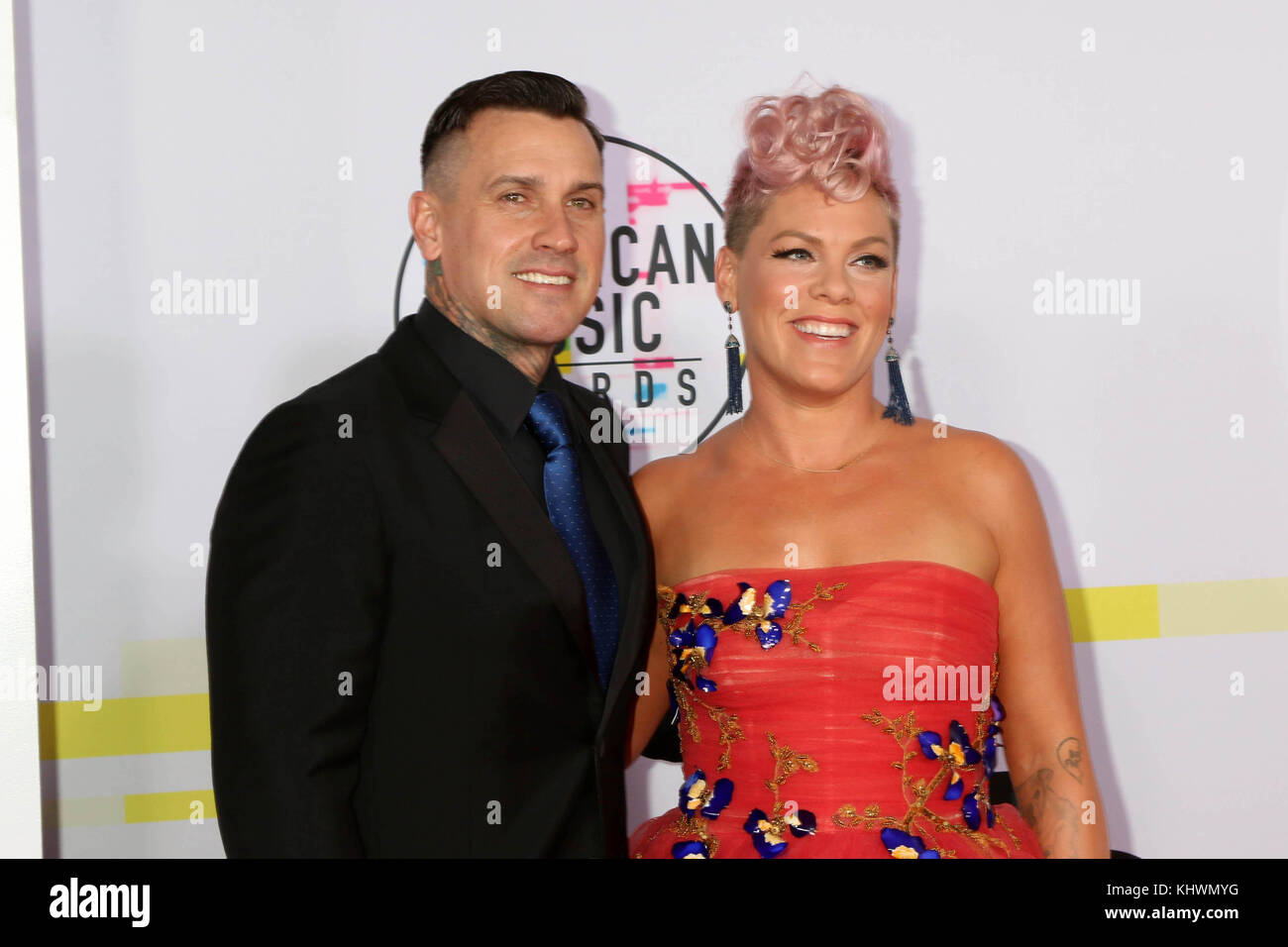 Los Angeles, Ca, USA. 19th Nov, 2017. Corey Hart, Pink at the 2017 American Music Awards at