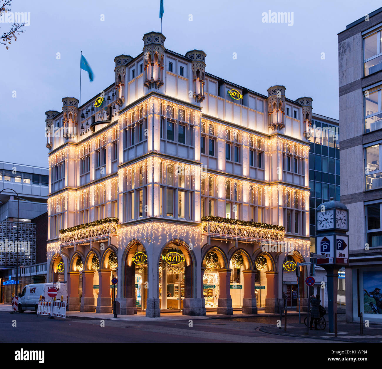 Germany, Cologne, the 4711 house at the Glockengasse, ancestral home of the perfume factory Muelhens, illumination during christmas time.  Deutschland Stock Photo