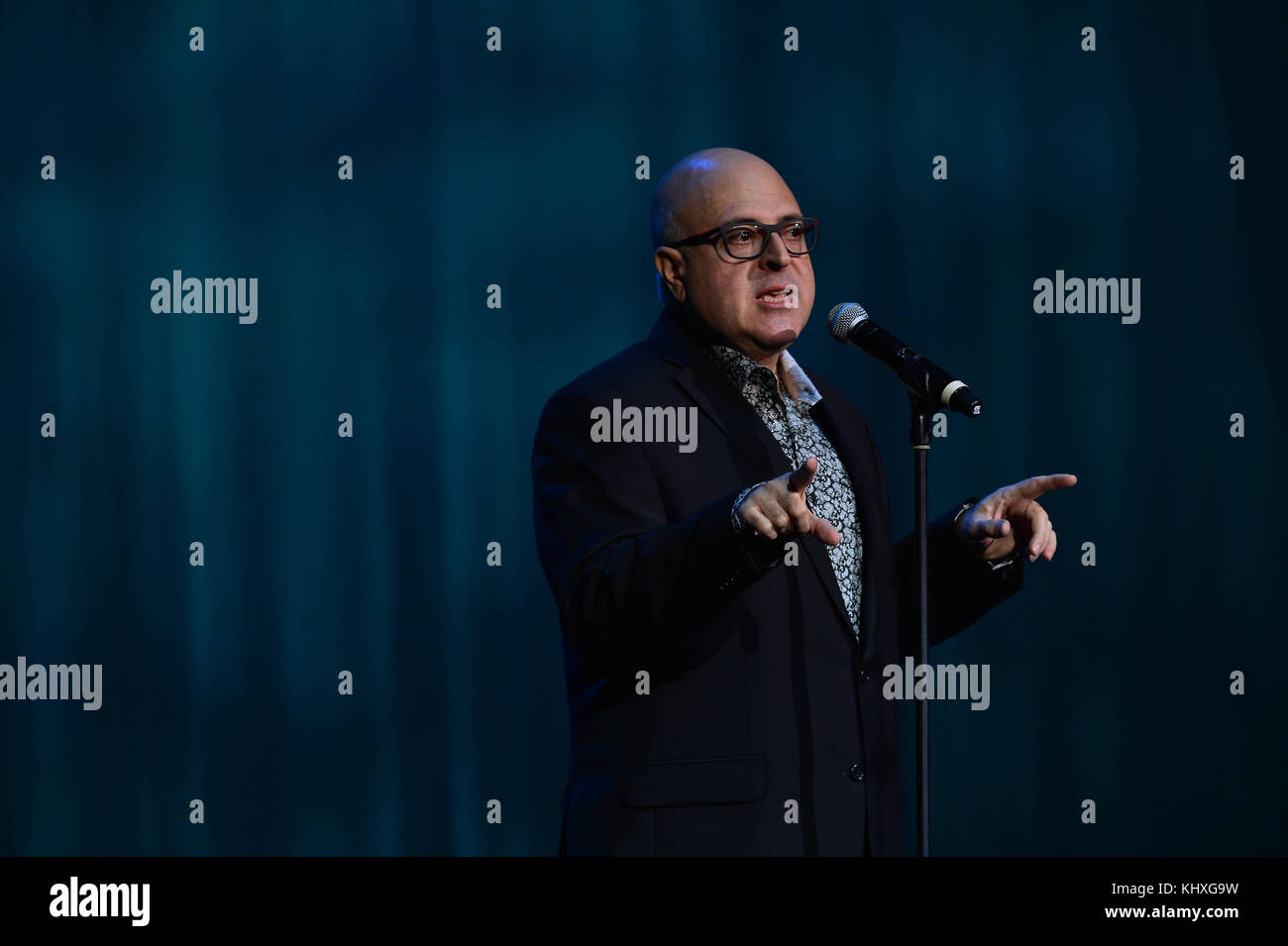 Frank decaro hi-res stock photography and images - Alamy