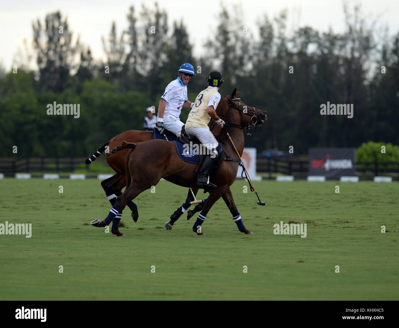 Nic roldan hi-res stock photography and images - Alamy
