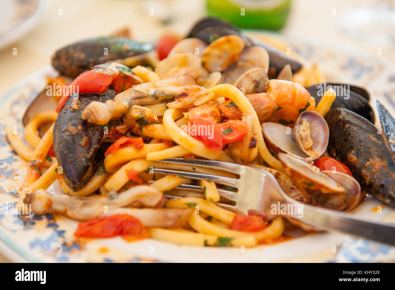 Spaghetti allo scoglio - Italian seafood pasta Stock Photo