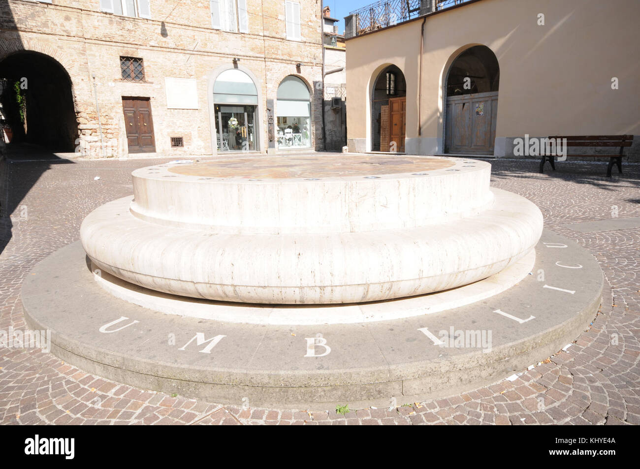 Piazza San Rufo, Rieti - monumento Umbilicus Italiae Stock Photo - Alamy