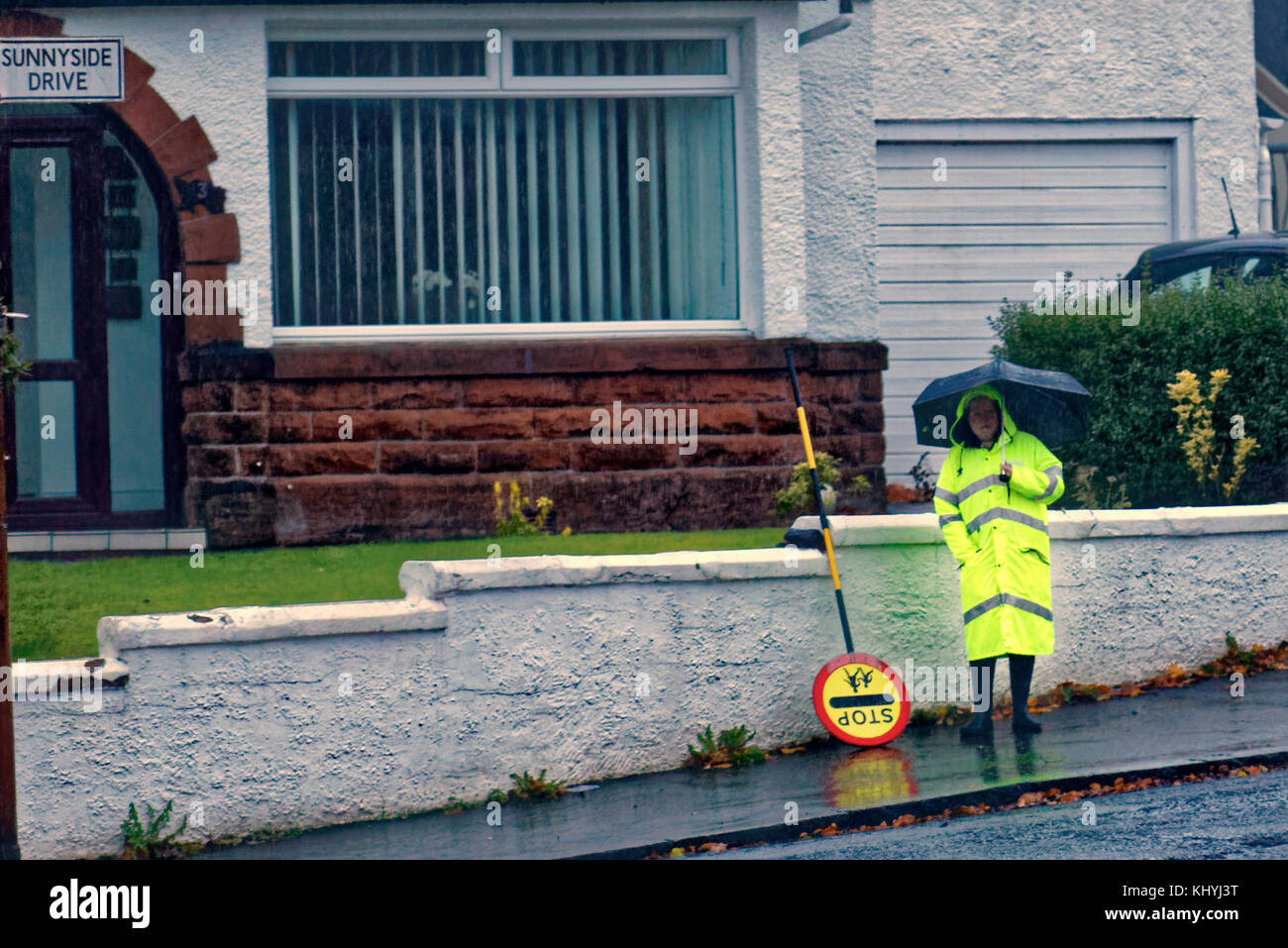 Glasgow, Scotland, UK 20th November. UK Weather Dark rainy misty